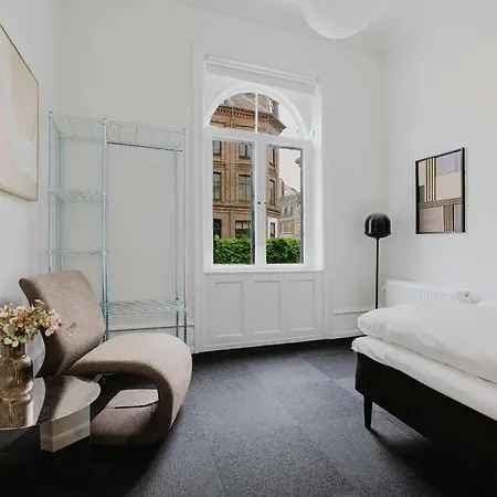 Nomad Lakes Grand For 11 * København