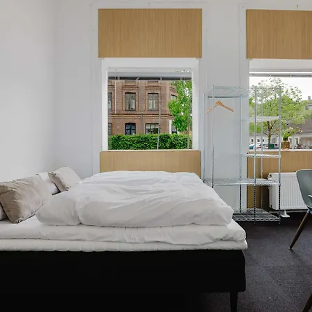 Feriehus Nomad Lakes Grand For 11 *